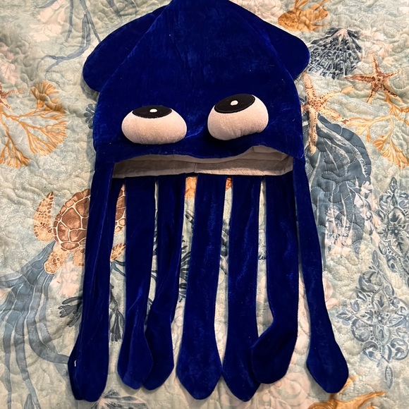 Silly Sea Creature Hat - Picture 1 of 1